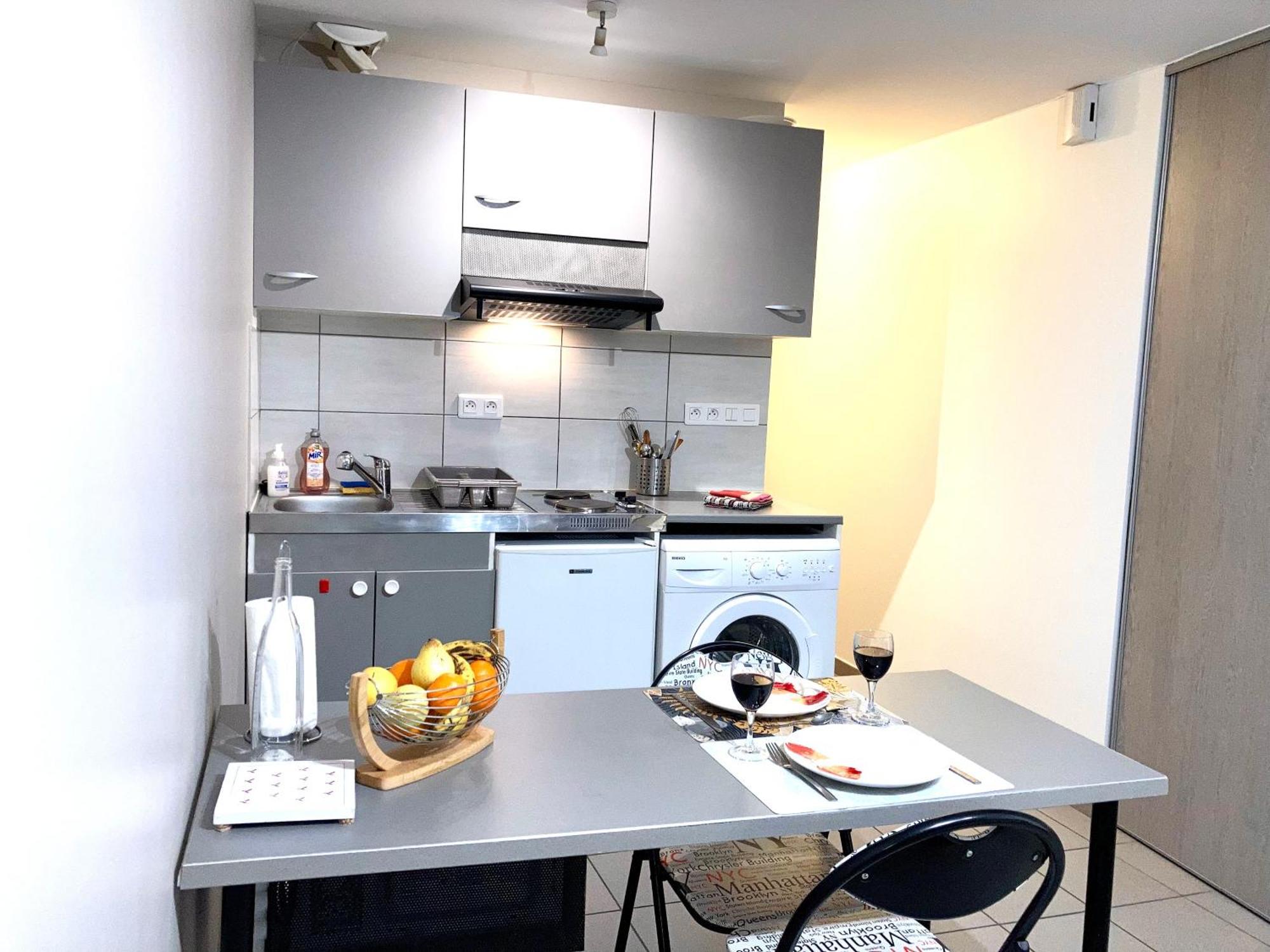 Charmant Studio Centre Ville Le Puy-en-Velay المظهر الخارجي الصورة